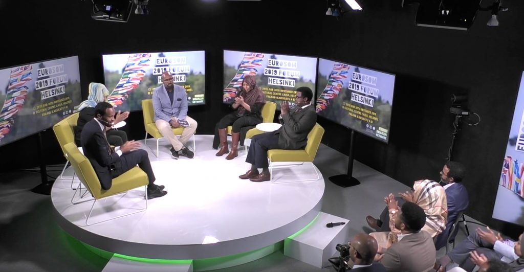 Walin vetämä keskusteluohjelma, tv-studio