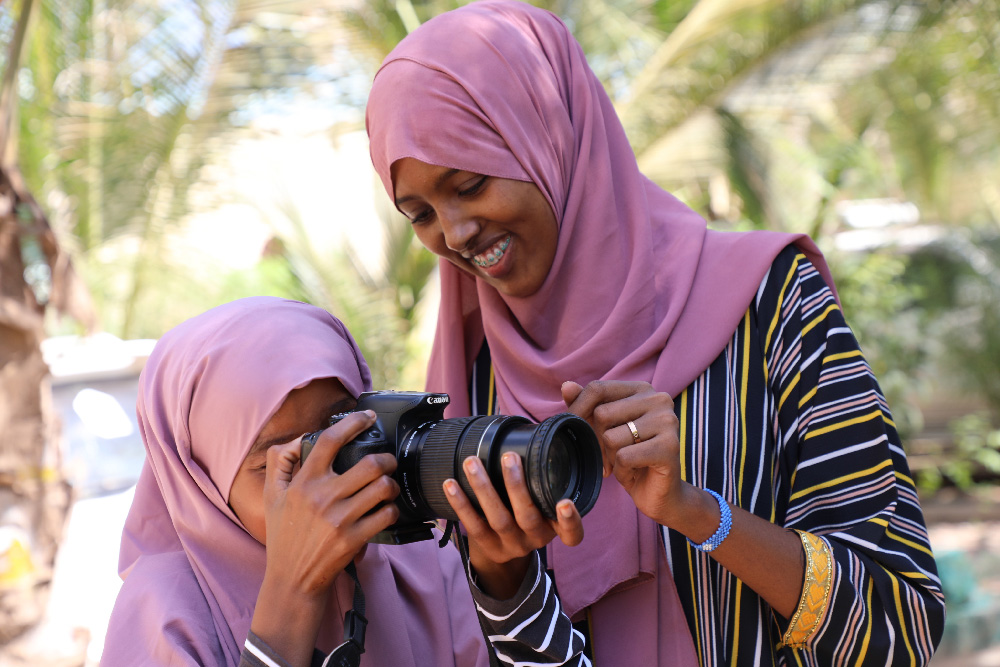 Working conditions for journalists in Somalia are gradually improving