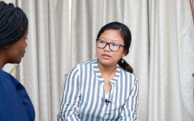 Video: Patriarkaatti näkyy uutishuoneessa naisten kohteluna ja myös työtehtävissä