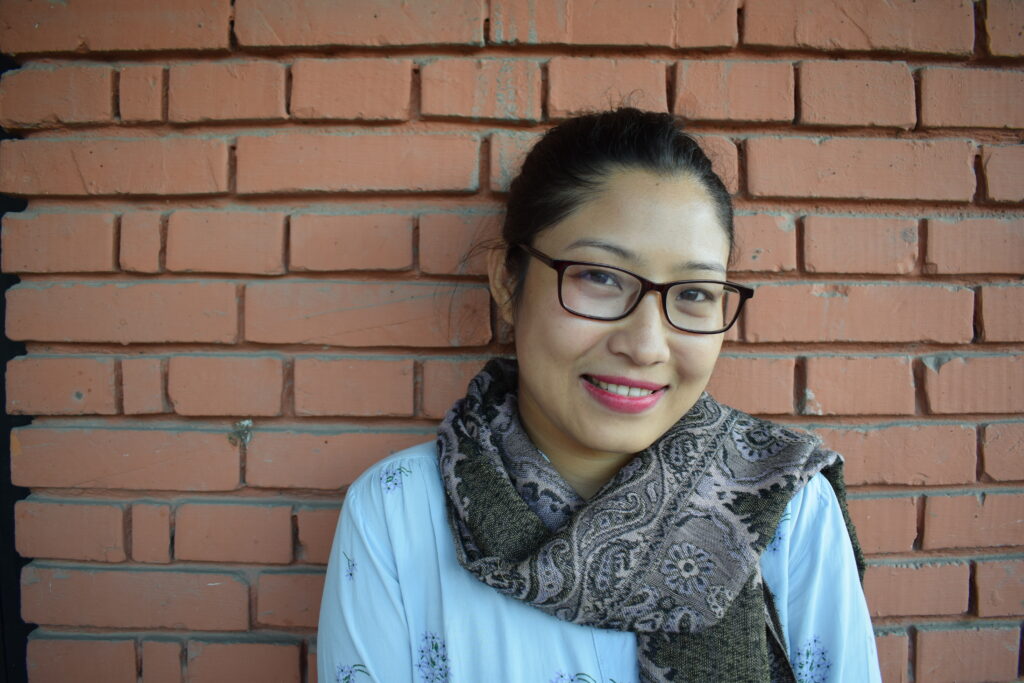 Kuvassa Nepali Timesin päätoimittaja